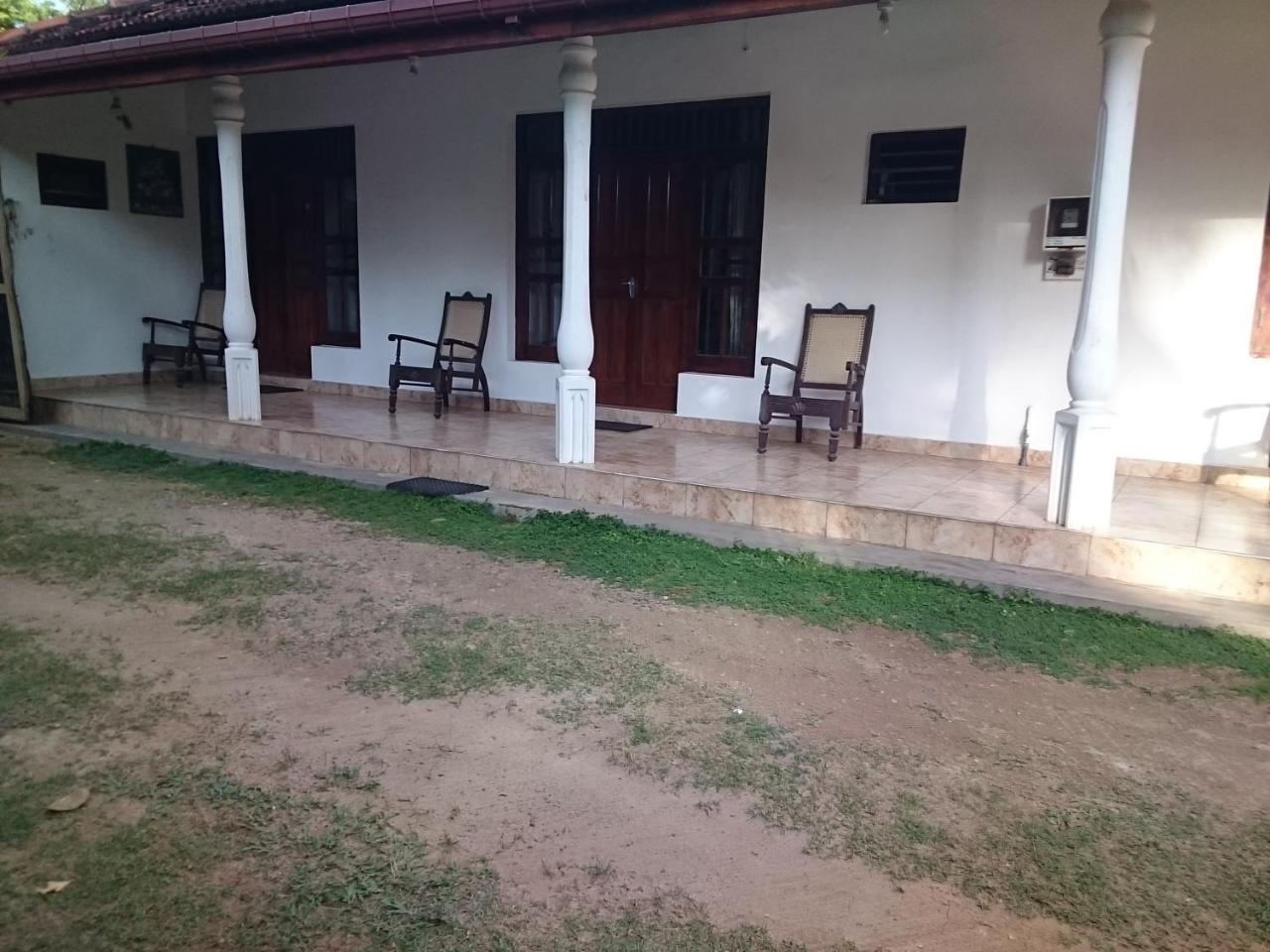 Hotel Sun&Surf Rest Ahangama Exterior foto