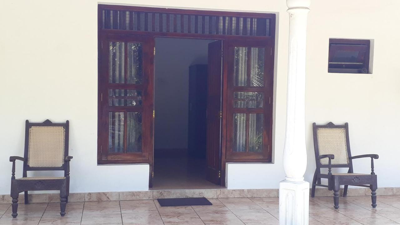 Hotel Sun&Surf Rest Ahangama Exterior foto