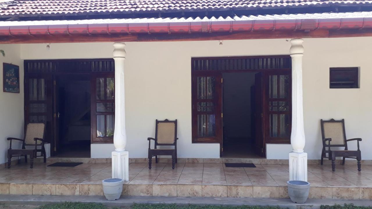 Hotel Sun&Surf Rest Ahangama Exterior foto